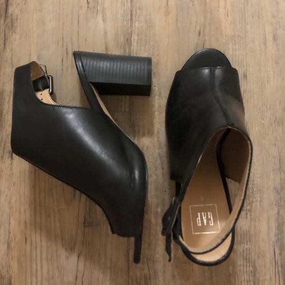 EUC Gap Peeptoe Heel - Picture 4 of 4